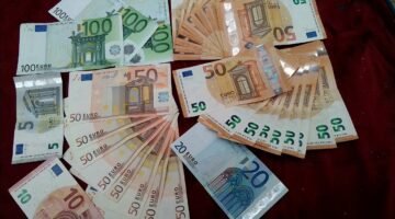 سعر اليورو اليوم