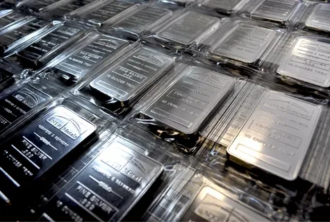 سعر الفضة اليوم الخميس 5 فبراير 2026.. تحليل سوق: مرحلة التصحيح الكبرى (فبراير 2026) 7 سعر الفضة الخميس 5 فبراير 2026