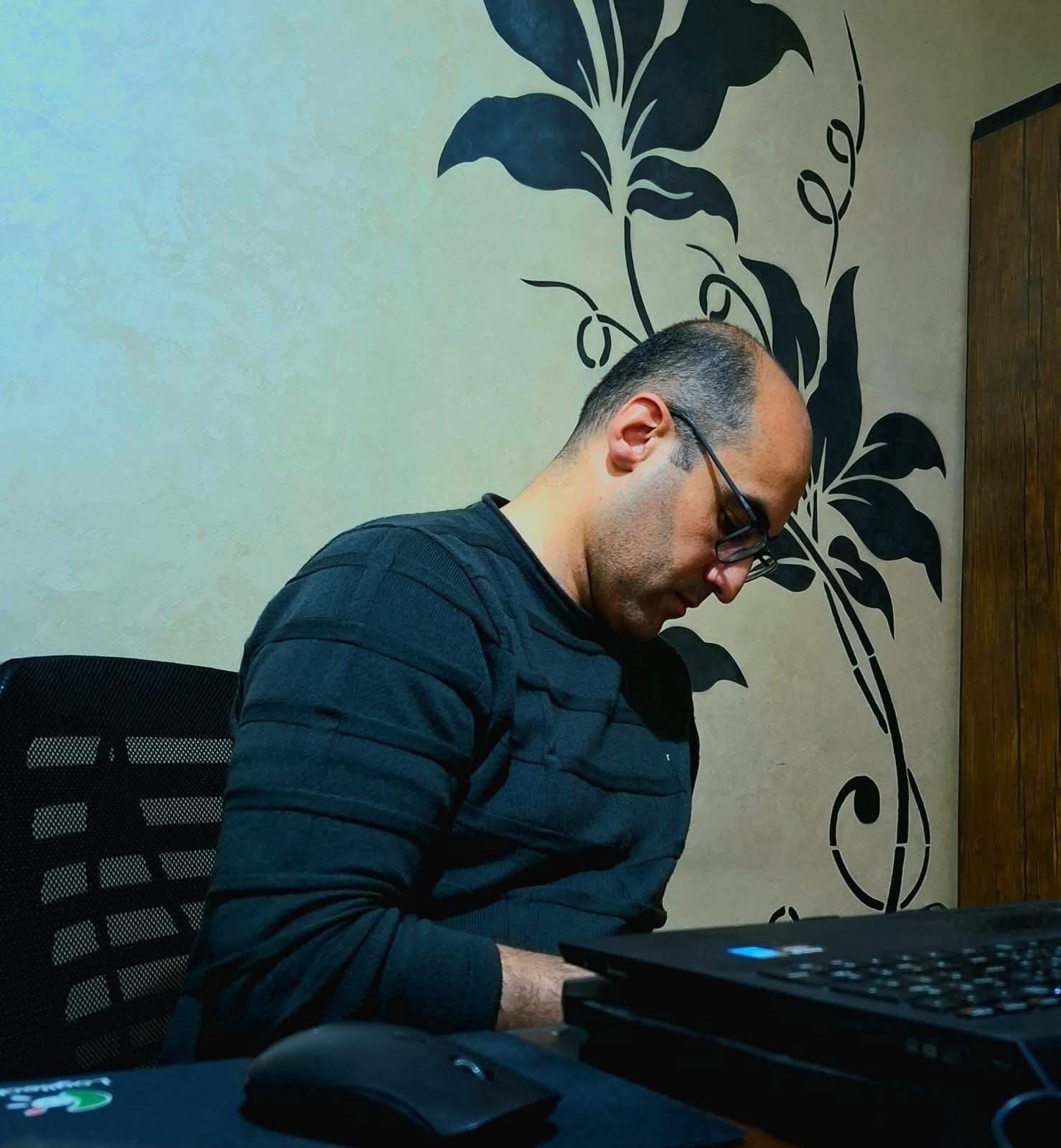 رئيس مجلس الإدارة يكتب “محيى دسوقى”: اسرائيل في مهب الريح الكيان الزائف يتكبد خسائر لا تنتهي