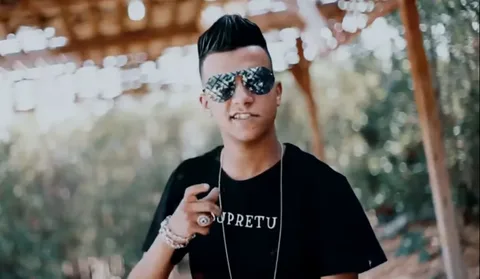 مهرجان عصام صاصا عضلات الساده يتصدر مُحركات البحث ويعتلي منصة يوتيوب بعد طرحه بساعات قليلة