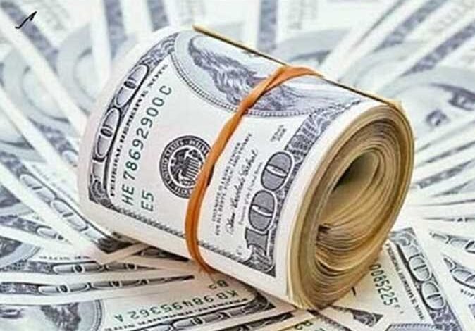 الدولار يواصل التذبذب في البنوك.. كم سجل اليوم؟