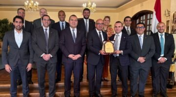 جمعية شباب الأعمال تبحث مع السفير المصري في نيروبي فرص الإستثمار في كينيا ونفاذ الصادرات لأسواق شرق ووسط أفريقيا 36