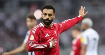 مفاوضات محمد صلاح مع برشلونة وموقف الدوري السعودي وحرمان المقاولون من نسبته