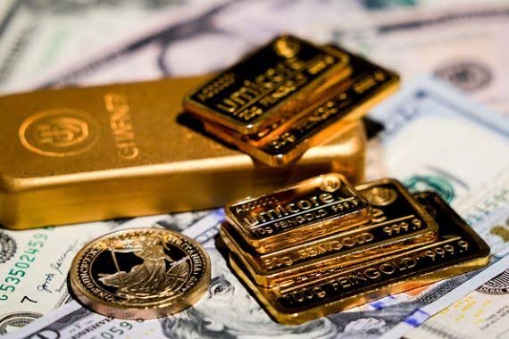 قفزة محدودة في أسعار الذهب بمصر.. وعيار 21 يسجل 7040 جنيهًا بالتعاملات اللحظية