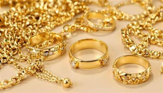 الذهب يواصل التحرك.. تعرف على أحدث أسعاره