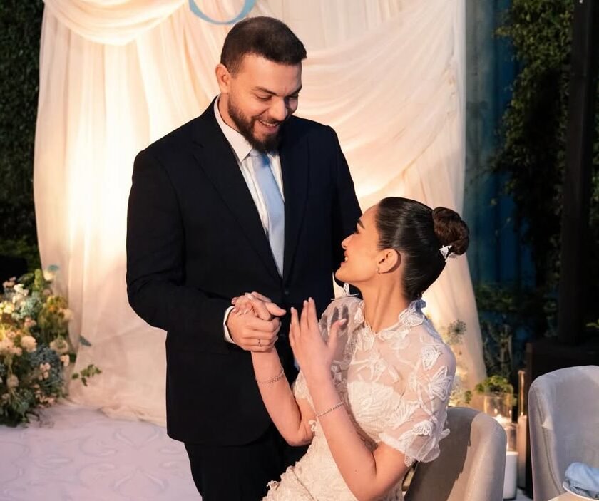 بالصور.. كواليس خطوبة ملك زاهر والسيناريست شريف الليثي في حفل عائلي دافئ