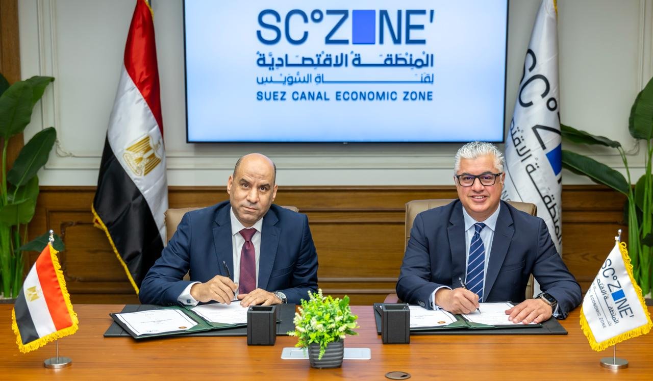 اقتصادية قناة السويس توقع بروتوكول تعاون مع وزارة العمل لتعزيز كفاءة سوق العمل