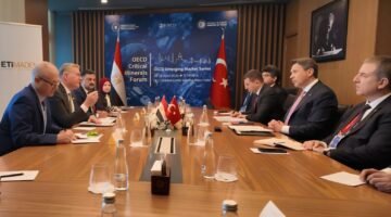 وزير البترول يبحث مع نظيره التركي فرص التعاون في مجالات التعدين والطاقة