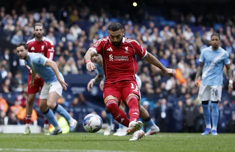 مانشستر سيتي يصعق ليفربول بالاربعة وصلاح يضيع ركلة جزاء وتصريحات بخيبة الأمل