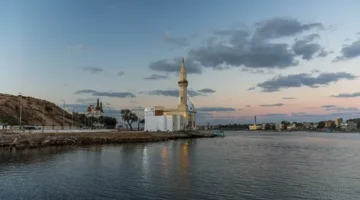 البحيرة