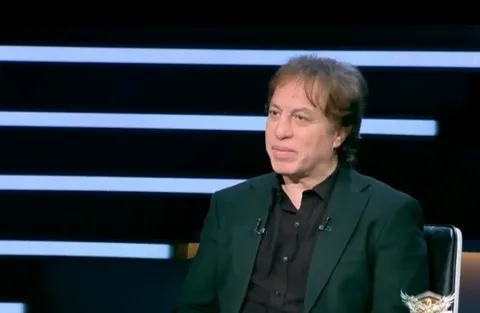 ثروت سويلم : لن يحدث دمج للأندية الشعبية وإلغاء الهبوط أمر غير مطروح