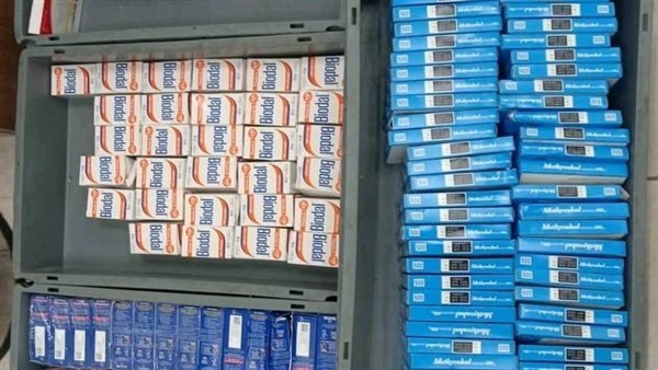 امسك مهرب.. جمارك مطار الإسكندرية الدولي تضبط محاولتي تهريب كمية من الأدوية البشرية