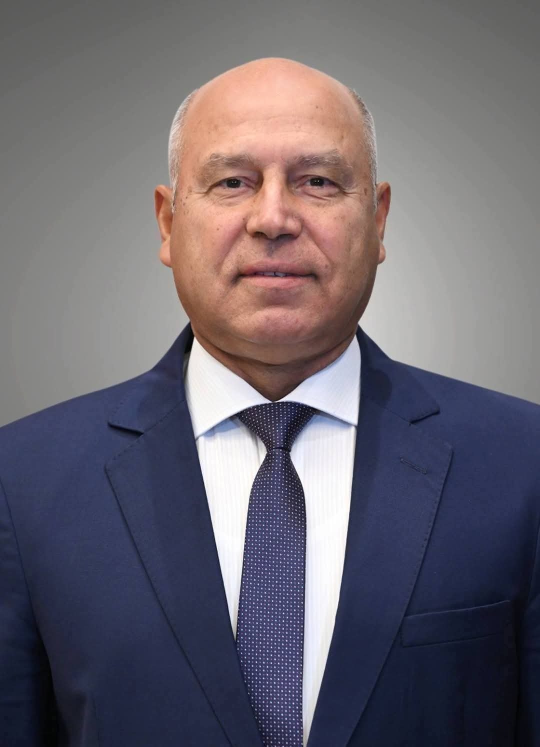 وزير النقل يعلن إطلاق المرحلة الثالثة من مبادرة تدريب وتأهيل سائقي النقل الثقيل والحافلات