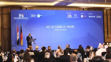 وزير النقل: مصر تمضي بقوة نحو مركز إقليمي للتجارة العالمية 7