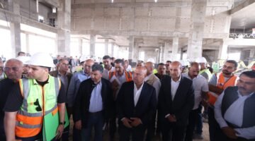 الوزير يتابع تقدم أعمال تنفيذ المحطات وأعمال تنفيذ جسر السكة للخط الثاني للقطار السريع