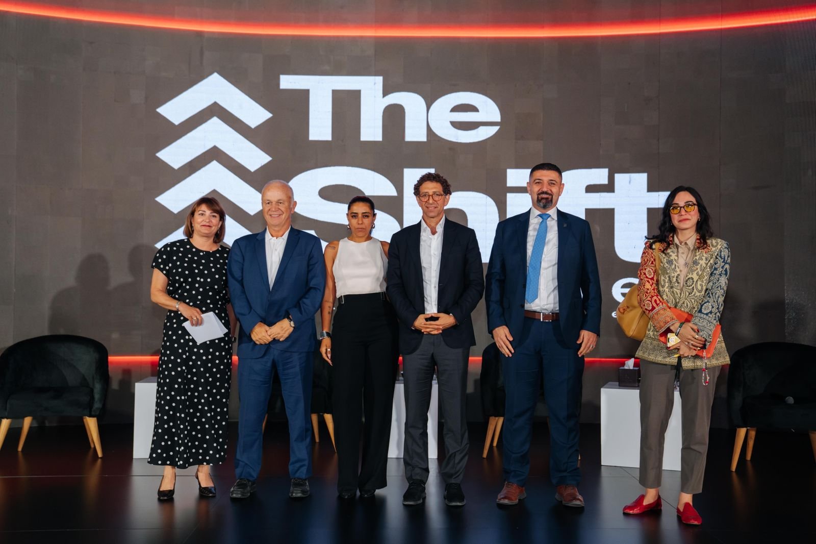 اختتام مؤتمر "The Shift 2026" من "إي آند مصر" لمناقشة مستقبل الاستثمار والتحول الاقتصادي في عصر الذكاء الاصطناعي