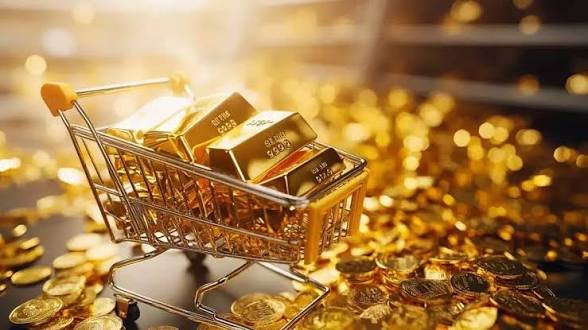 الذهب يواصل التألق في السوق المصرية.. عيار 21 يقترب من 7 آلاف جنيه