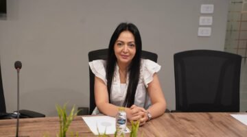 محامية تحذر من مخاطر منصات الدردشة المجهولة: قد تُستخدم في الابتزاز وانتحال الشخصيات والجرائم الإلكترونية