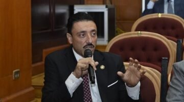 تعليم الشيوخ تناقش مقترح النائب محمد رزق لتنظيم محتوى التواصل الاجتماعي