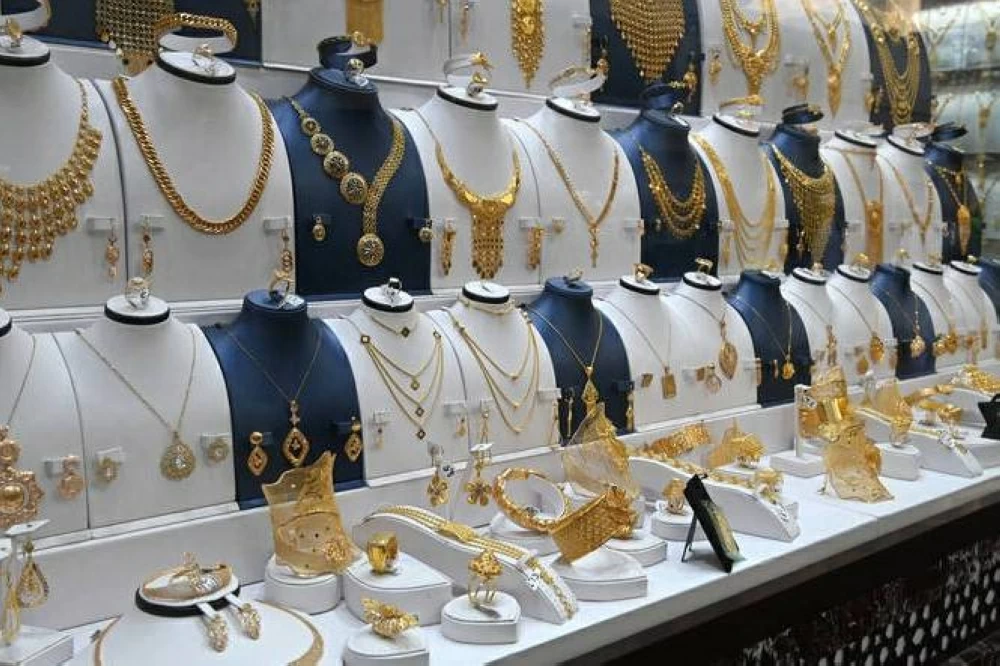 الذهب يمحو مكاسب 2026 بالكامل بعد صدمة الوظائف الأمريكية.. وارتفاع عوائد السندات يعيد للأذهان انهيار يناير التاريخي
