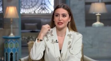 انا قاعدالكم يا مصريين.. الفنانة السورية تتوعد الجمهور المصري والوسط الفني.. تفاصيل