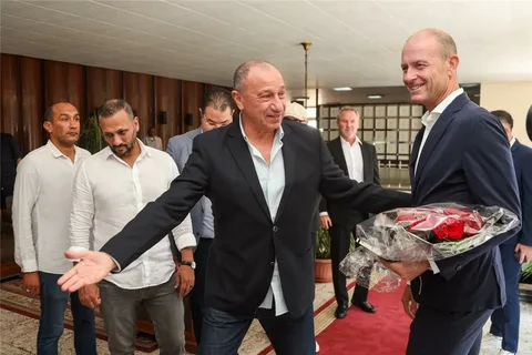 رحيل ييس توروب عن الاهلي