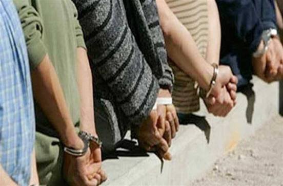لعدم رده عليهم.. القبض على أشخاص اعتدوا على مواطن بأسلحة نارية في المنصورة