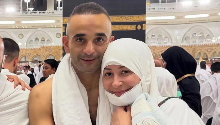 منة شلبي تؤدي مناسك الحج بصحبة زوجها أحمد الجنايني.. لقطات تثير تفاعل الجمهور