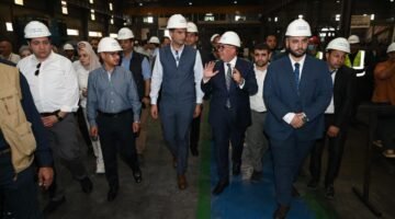 وزير الصناعة: نعمل على مشاريع توفر آلاف فرص العمل للشباب والسيدات 11