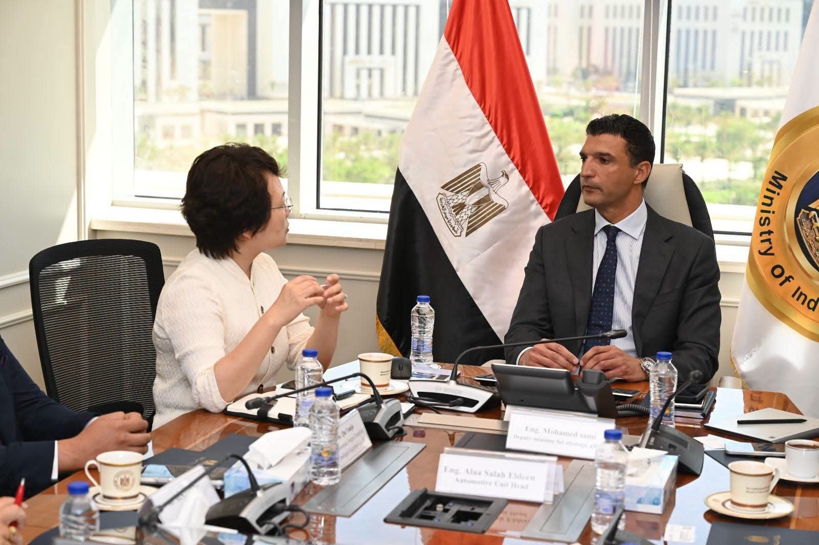 وزير الصناعة: جهود الدولة لا تقتصر على إقامة مشروعات إنتاجية.. وتستهدف نقل التكنولوجيا وبناء القدرات المحلية 1 وزير الصناعة: جهود الدولة لا تقتصر على إقامة مشروعات إنتاجية.. وتستهدف نقل التكنولوجيا وبناء القدرات المحلية