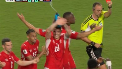 طرد لاعب سويسرا امام الارجنتين