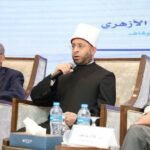 وزير الأوفاق: الأسرة هي المؤسسة الأولى لبناء الإنسان.. وإدمان الأطفال الأجهزة الذكية من أخطر التحديات