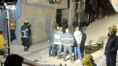 عقار روض الفرج المنهار.. الجهات المعنية تفحص السقوط الجزئي للمبنى ولا خسائر بالأرواح 17 عقار روض الفرج المنهار.. الجهات المعنية تفحص السقوط الجزئي للمبنى ولا خسائر بالأرواح