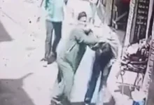 القبض على المتهمة بسحل زوجة نجلها فى الشارع بالمحلة