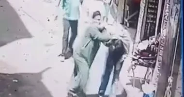 القبض على المتهمة بسحل زوجة نجلها فى الشارع بالمحلة