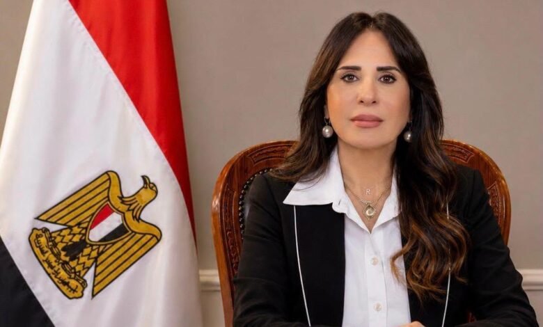 وزيرة الاسكان